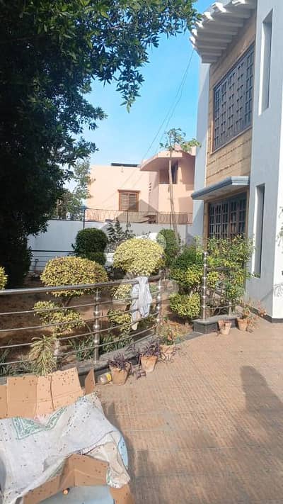 GRAND 1,000 SQ. YARD MANSION | DHA PHASE 6 | BASEMENT & DUAL KITCHENS