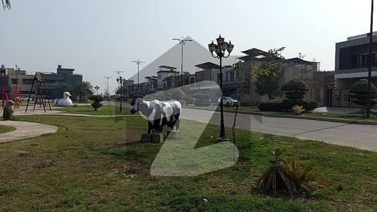 05 - Marla Plot For Sale In Tulip Block - Model City-2 Styana Road Faisalabad.