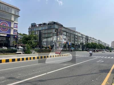 ڈی ایچ اے فیز 7 - بلاک آر فیز 7,ڈیفنس (ڈی ایچ اے),لاہور میں 5 کنال رہائشی پلاٹ 27.7 کروڑ میں برائے فروخت۔