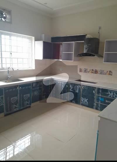 بحریہ انکلیو - سیکٹر سی 2 بحریہ انکلیو,بحریہ ٹاؤن,اسلام آباد میں 3 کمروں کا 10 مرلہ بالائی پورشن 80.0 ہزار میں کرایہ پر دستیاب ہے۔