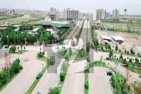 Gulberg Residencia L Block 7m Park Facing Developed Possession Available For Sale