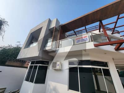 ایف ۔ 7 اسلام آباد میں 7 کمروں کا 1 کنال مکان 8.0 لاکھ میں کرایہ پر دستیاب ہے۔