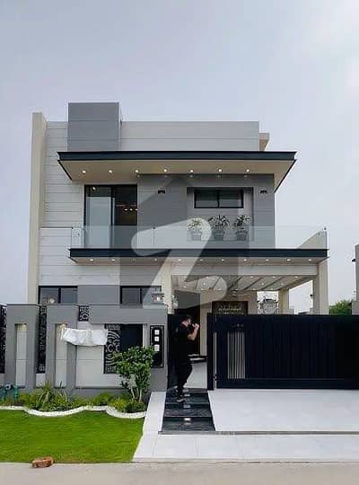 بحریہ ٹاؤن فیز 8 بحریہ ٹاؤن راولپنڈی,راولپنڈی میں 3 کمروں کا 10 مرلہ زیریں پورشن 60.0 ہزار میں کرایہ پر دستیاب ہے۔