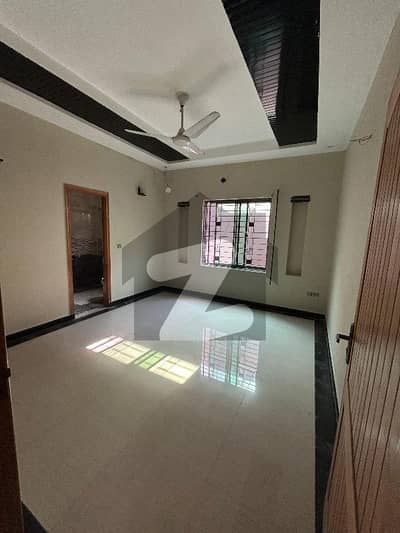 10 MARLA SECOND ENTRY HOUSE FOR RENT IN WAPDA TOWN PHASE 1