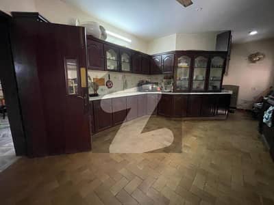 1 Kanal Full House for Rent in Phase 4 DHA Lahore | Prime Location | 265,000 PKR