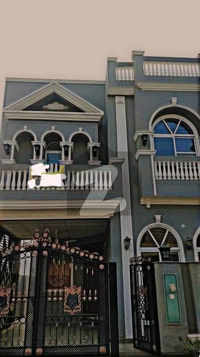 5 MARLA ELEGANT AND FULLY MAINTAINED SUPER HOT LOCATED BUNGALOW IS AVAILABLE IN THE BEST BLOCK OF DHA LAHORE.