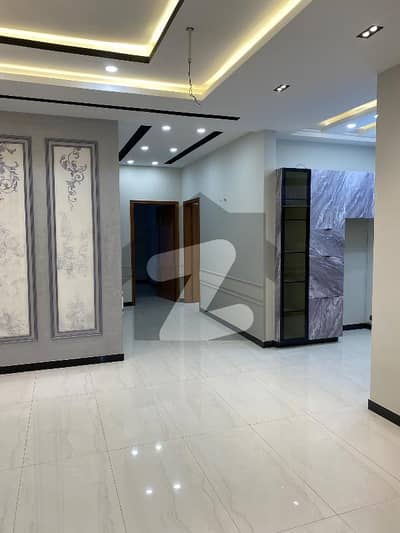 فیڈرل بی ایریا ۔ بلاک 13 فیڈرل بی ایریا,کراچی میں 16 مرلہ مکان 8.25 کروڑ میں برائے فروخت۔