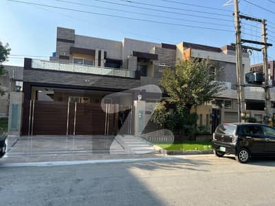 Beautiful Brand New House In M Block Valencia