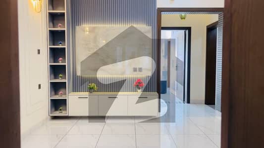 Luxury 10 Marla Magnificent House For Sale In Wapda City Canal Expressway Faisalabad