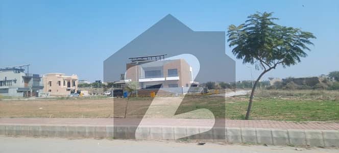 SOUTH FACE SOLID LAND NEAR MAIN ROAD PLOT FOR SALE