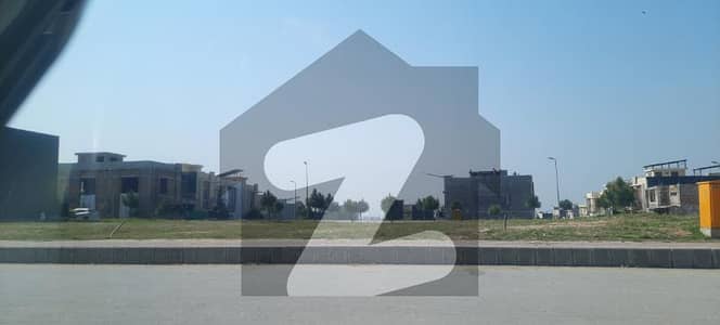 بحریہ ٹاؤن فیز 8 ۔ بلاک جے بحریہ ٹاؤن فیز 8,بحریہ ٹاؤن راولپنڈی,راولپنڈی میں 10 مرلہ رہائشی پلاٹ 88.0 لاکھ میں برائے فروخت۔