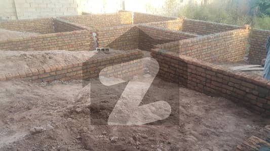 06 marla plot  with DPC and electric meter  boring  gas main line 30 feet road