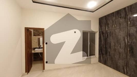 ڈی ۔ 12 اسلام آباد میں 3 کمروں کا 10 مرلہ زیریں پورشن 1.3 لاکھ میں کرایہ پر دستیاب ہے۔