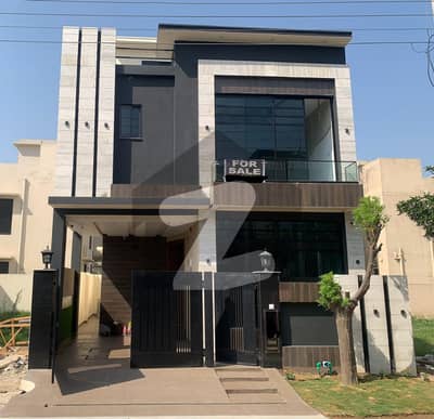 5 MARLA BEAUTIFUL MODERN HOUSE FOR SALE IN DHA PHASE 11 RAHBAR LAHORE