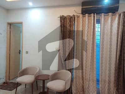 ایل ڈی اے ایوینیو ۔ بلاک ایم ایل ڈی اے ایوینیو,لاہور میں 8 کمروں کا 1 کنال مکان 3.0 لاکھ میں کرایہ پر دستیاب ہے۔