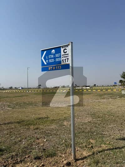 Exclusive Plot In Prime Area Ideal End Users & Investor