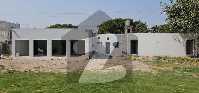 بیدیاں روڈ لاہور میں 1 کمرے کا 1 کنال فارم ہاؤس 1.35 کروڑ میں برائے فروخت۔