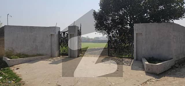 بیدیاں روڈ لاہور میں 1 کمرے کا 25 کنال فارم ہاؤس 50.0 ہزار میں کرایہ پر دستیاب ہے۔