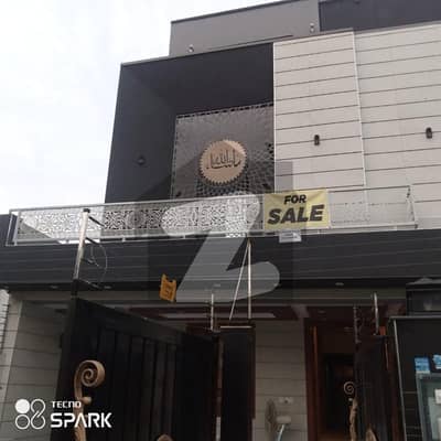 بحریہ ٹاؤن چمبیلی بلاک بحریہ ٹاؤن سیکٹر سی,بحریہ ٹاؤن,لاہور میں 5 کمروں کا 10 مرلہ مکان 1.0 لاکھ میں کرایہ پر دستیاب ہے۔