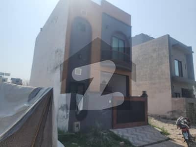 ال-کبیر فیز 2 - بلاک ای الکبیر ٹاؤن - فیز 2,الکبیر ٹاؤن,رائیونڈ روڈ,لاہور میں 3 کمروں کا 3 مرلہ مکان 1.1 کروڑ میں برائے فروخت۔