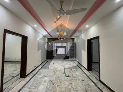 جی ۔ 13/3 جی ۔ 13,اسلام آباد میں 3 کمروں کا 10 مرلہ زیریں پورشن 70.0 ہزار میں کرایہ پر دستیاب ہے۔