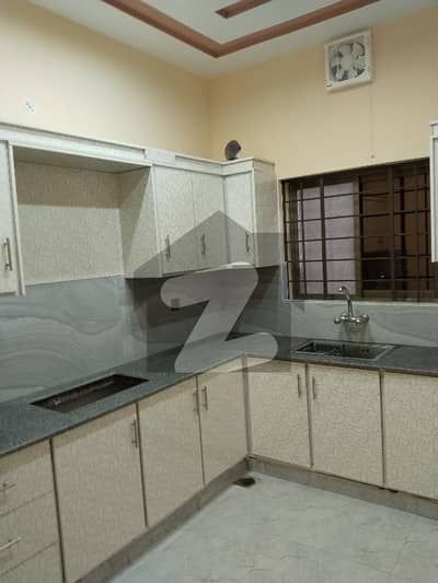 ایڈن ریزیڈینشیا ایڈن,لاہور میں 4 کمروں کا 5 مرلہ مکان 1.7 کروڑ میں برائے فروخت۔