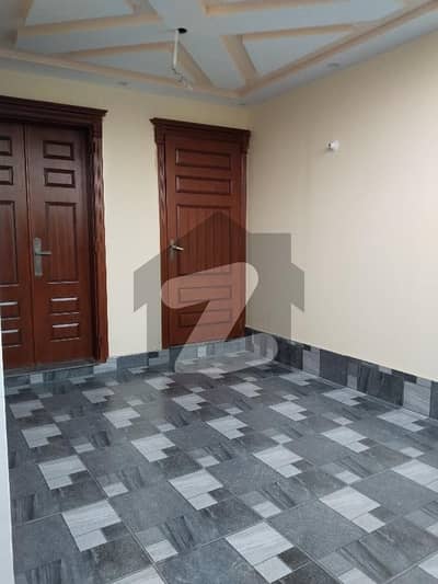 ایڈن ریزیڈینشیا ایڈن,لاہور میں 4 کمروں کا 4 مرلہ مکان 1.65 کروڑ میں برائے فروخت۔