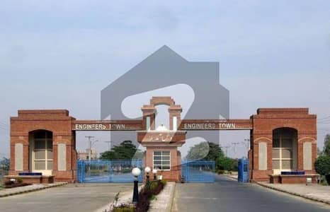 Main Defence Road   150 Feet Road Plot