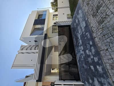 Beautiful and Modern House near Central Park