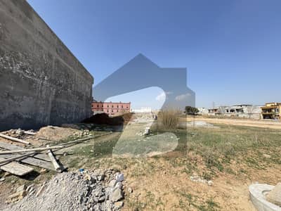 General 7 Marla Solid Land & Sun Face Plot in 480 Series is Available For Sale in C-Block, Gulberg Residencia, Islamabad General 7 Marla Solid Land & Sun Face Plot in 480 Series is Available For Sale in C-Block, Gulberg Residencia, Islamabad