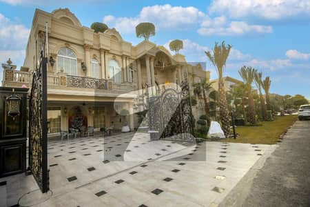 ڈی ایچ اے فیز 6 ڈیفنس (ڈی ایچ اے),لاہور میں 7 کمروں کا 2 کنال مکان 65.0 کروڑ میں برائے فروخت۔