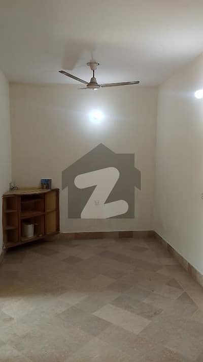 5 Marla Portion ( Center ) For Small Family