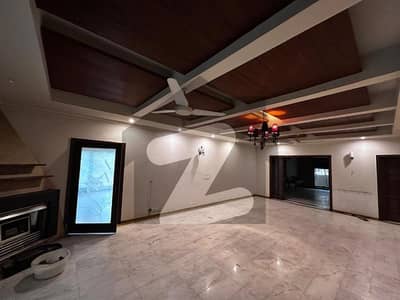 2 KANAL FULL HOUSE FOR RENT CANTT