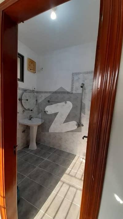 G-6 10 MARLA GROUND PORTION FOR RENT 2 BED 3 ATTACHED BATH DD TV LOUNGE MARBLE FLOOR BEST LOCATION NAYER TO PARK MOSQUE MARKET RENT