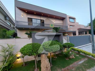 ڈی ایچ اے فیز 2 - سیکٹر بی ڈی ایچ اے ڈیفینس فیز 2,ڈی ایچ اے ڈیفینس,اسلام آباد میں 5 کمروں کا 1 کنال مکان 14.0 کروڑ میں برائے فروخت۔