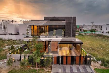 Luxury Living! Brand New 10 Marla House in DHA Near Park & Mosque