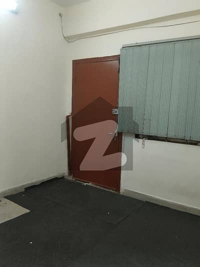 جی ۔ 8 مرکز جی ۔ 8,اسلام آباد میں 1 کمرے کا 1 مرلہ کمرہ 30.0 ہزار میں کرایہ پر دستیاب ہے۔