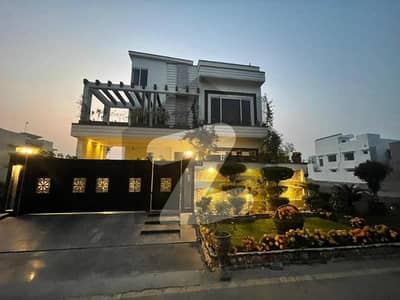 10 Marla New Furnished House Upper Portion Available For Rent