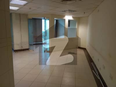 آئی ایس ای ٹاور جناح ایوینیو,اسلام آباد میں 6 مرلہ دفتر 4.5 لاکھ میں کرایہ پر دستیاب ہے۔