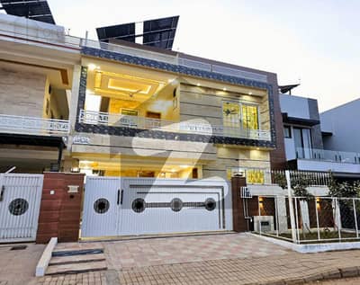 بحریہ گرینز۔ اوورسیز انکلیو بحریہ ٹاؤن فیز 8,بحریہ ٹاؤن راولپنڈی,راولپنڈی میں 5 کمروں کا 10 مرلہ مکان 4.6 کروڑ میں برائے فروخت۔