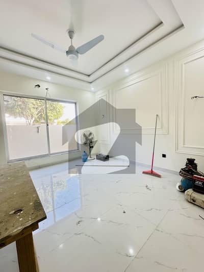 بحریہ انکلیو بحریہ ٹاؤن,اسلام آباد میں 2 کمروں کا 10 مرلہ زیریں پورشن 75.0 ہزار میں کرایہ پر دستیاب ہے۔