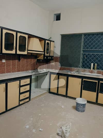 1 Kanal Upper Portion Available For Rent In Old Officers Colony.