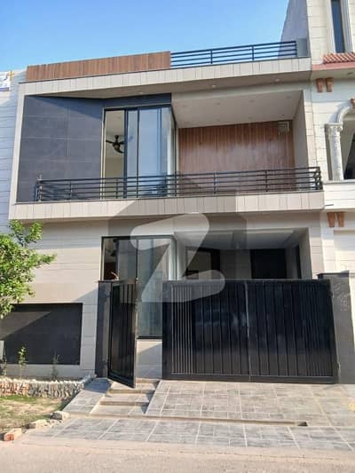 05-Marla Brand New House For Sale