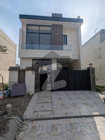 1-3 Years Instalment Plan & Cash Options solid Build 05 Marla Modern House Available In Park View City Lahore
