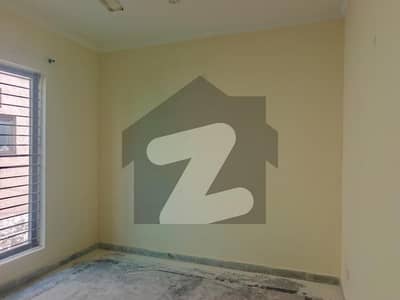 ڈی ایچ اے فیز 4 ڈیفنس (ڈی ایچ اے),لاہور میں 4 کمروں کا 7 مرلہ مکان 1.3 لاکھ میں کرایہ پر دستیاب ہے۔