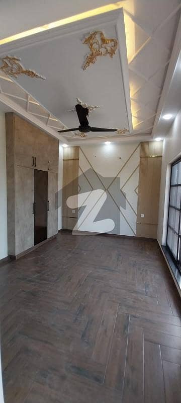 ڈریم گارڈنز - بلاک ایف ڈریم گارڈنز,ڈیفینس روڈ,لاہور میں 4 کمروں کا 5 مرلہ مکان 2.45 کروڑ میں برائے فروخت۔