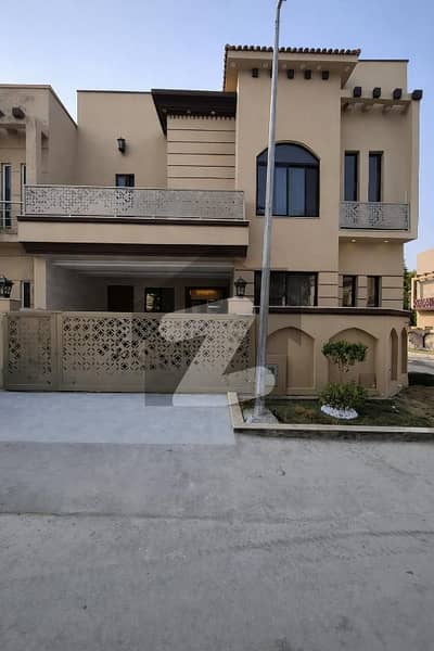 بحریہ ٹاؤن فیز 8 ۔ ابو بکر بلاک بحریہ ٹاؤن فیز 8 ۔ سفاری ویلی,بحریہ ٹاؤن فیز 8,بحریہ ٹاؤن راولپنڈی,راولپنڈی میں 5 کمروں کا 8 مرلہ مکان 4.15 کروڑ میں برائے فروخت۔ بحریہ ٹاؤن فیز 8 ۔ ابو بکر بلاک بحریہ ٹاؤن فیز 8 ۔ سفاری ویلی,بحریہ ٹاؤن فیز 8,بحریہ ٹاؤن راولپنڈی,راولپنڈی میں 5 کمروں کا 8 مرلہ مکان 4.15 کروڑ میں برائے فروخت۔