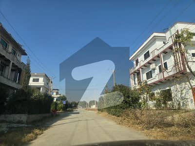 آئی ۔ 16/2 آئی ۔ 16,اسلام آباد میں 8 مرلہ رہائشی پلاٹ 1.35 کروڑ میں برائے فروخت۔