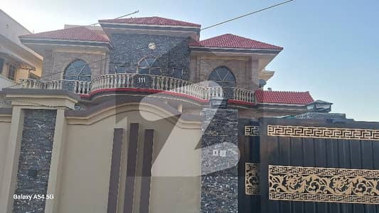 فضائیہ ہاؤسنگ سکیم بلاک بی فضائیا هاوسنگ سکیم,ترنول,اسلام آباد میں 9 کمروں کا 1 کنال مکان 6.5 کروڑ میں برائے فروخت۔