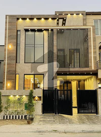 10 Marla brand new desighner upper portion available for rent